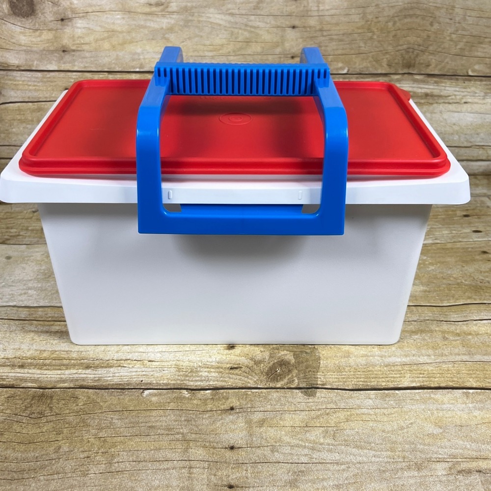 Tupperware Carry All Container with Lid and handle Picnic Basket Craft Box Yarn